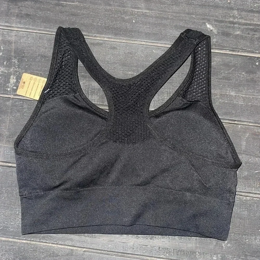Victorias Secret 𝅺Pink Racerback Seamless Sportsbra NWT